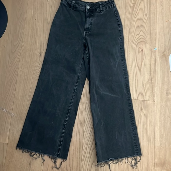 $98 AQUA vintage black almost a dark gray denim wide leg raw hem jeans 27 - Picture 1 of 6